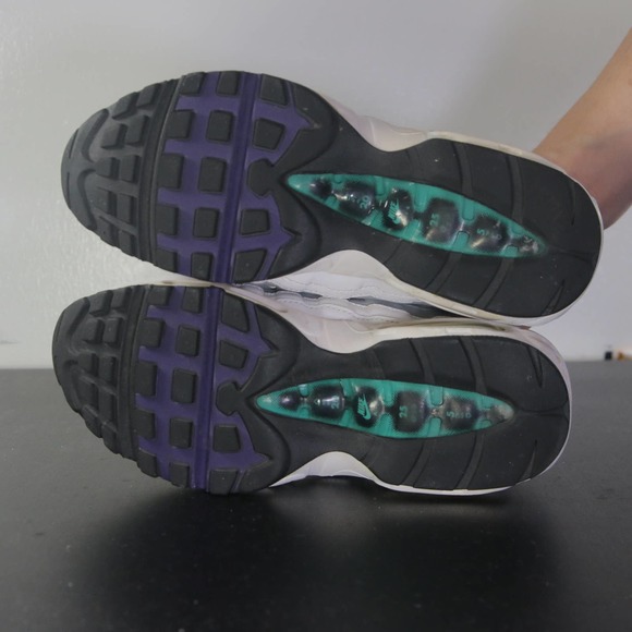 Nike Air Max 95 Low White Gray Women's Sneakers 003601 Size 6.5 Womens/5 Youth - Picture 9 of 11